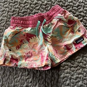 Patagonia girls baggie board shorts